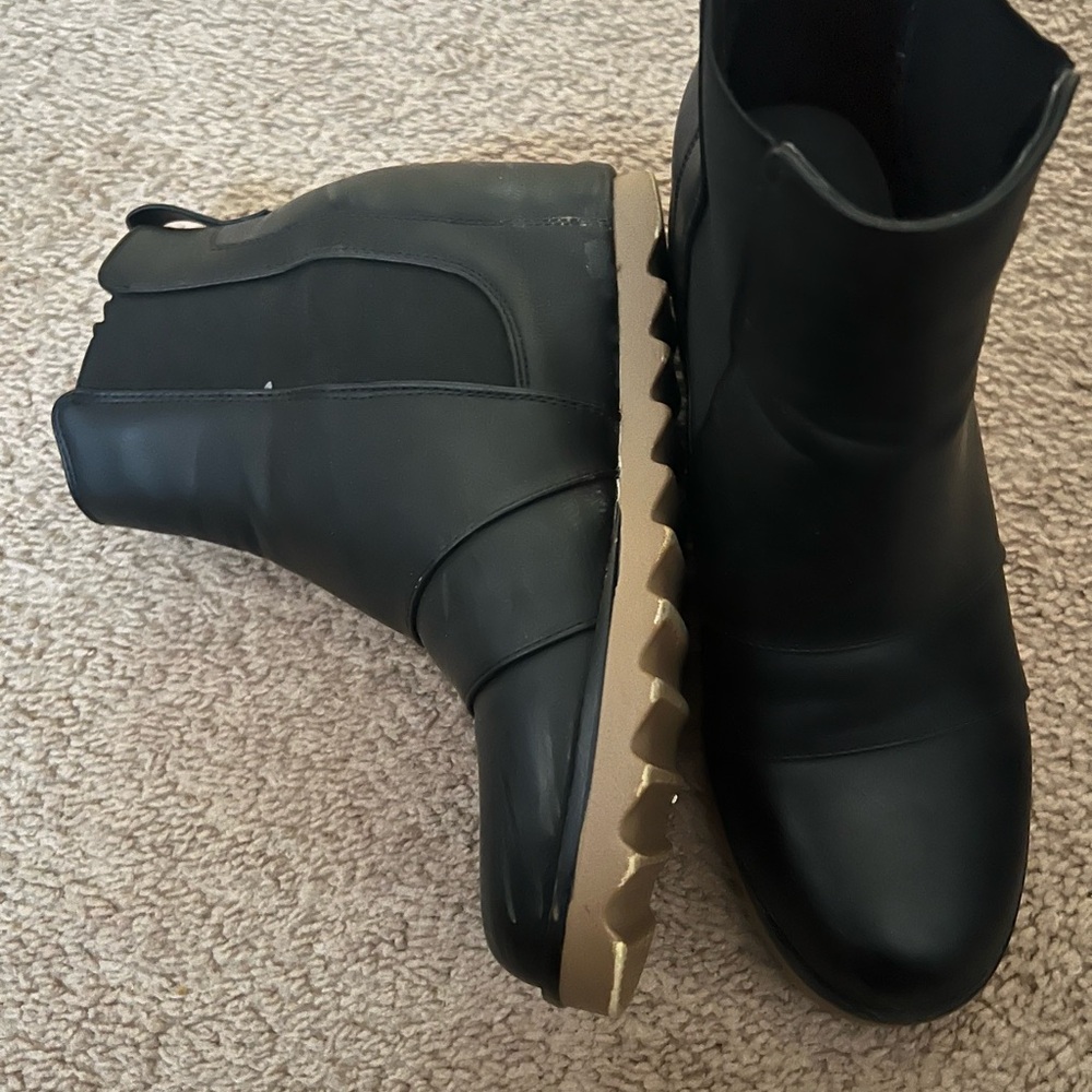 Ladies ankle boots like new